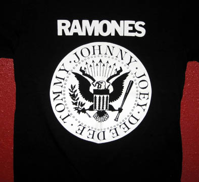 RAMONES "Logo" T-Shirt (Small)